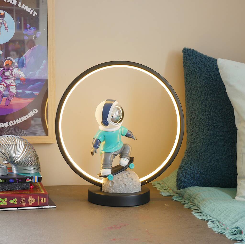 Astro Series Ultra Cool Astronaut figurine LED Ring Lights - Image 5