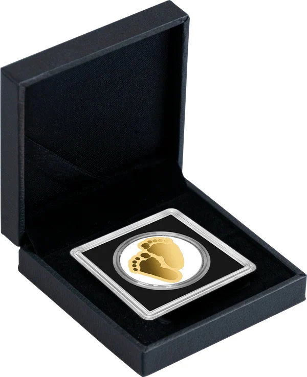 Baby Feet Coin - Gold Gift - In Gift Box - Image 3