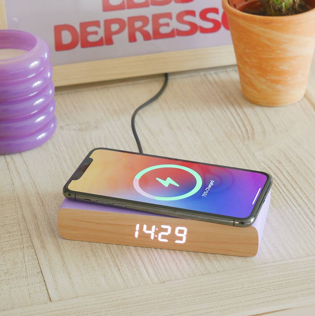 Steepletone RISE CHARGE Wireless Charger and Bedside Alarm Clock - Image 3