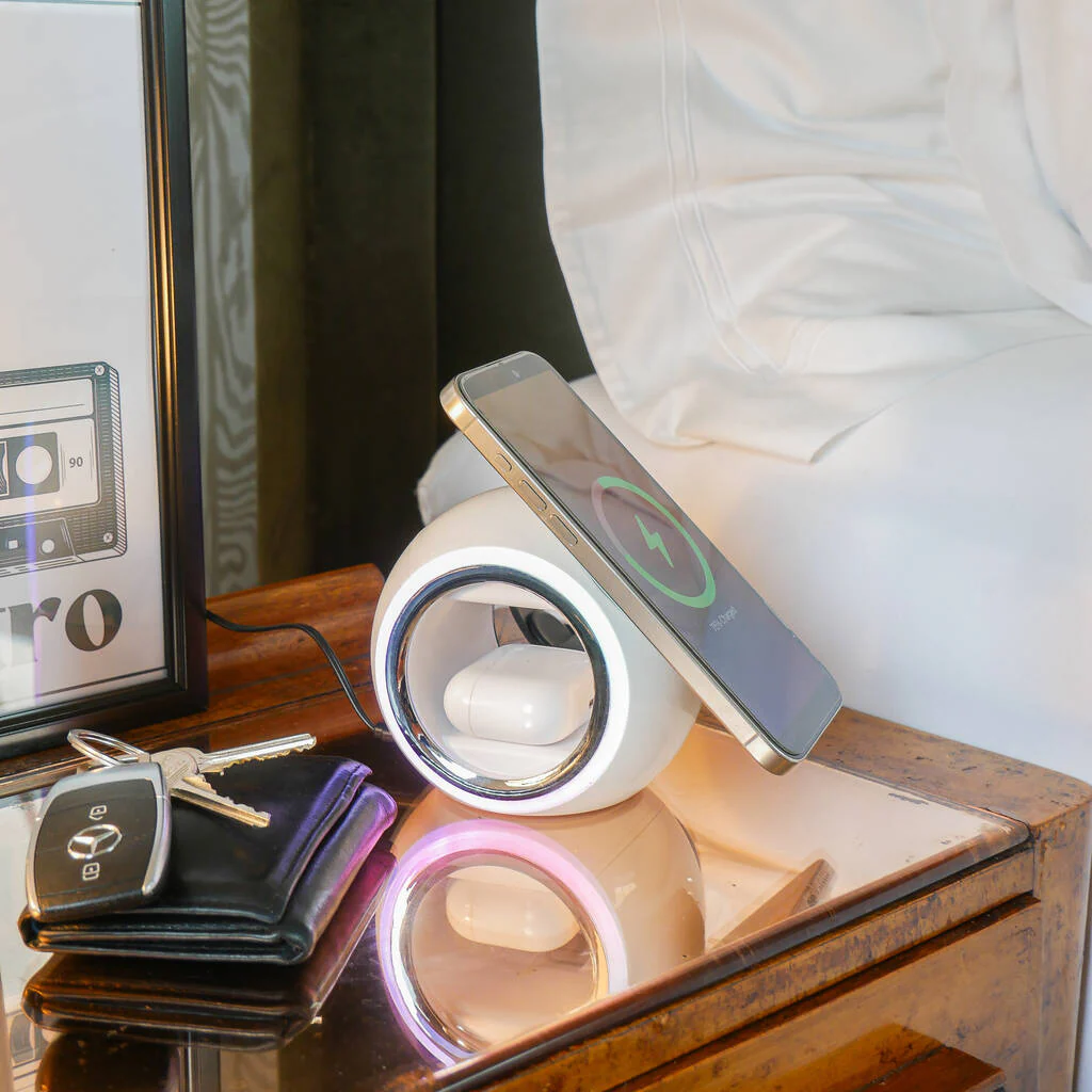 Steepletone Capsule 3 In 1 Apple Wireless Charger - Image 4